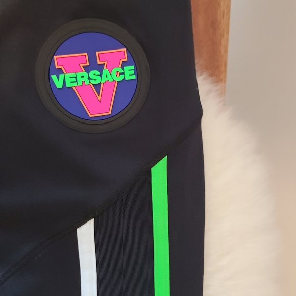 Authentic New Versace leggings - Picture 2 of 8